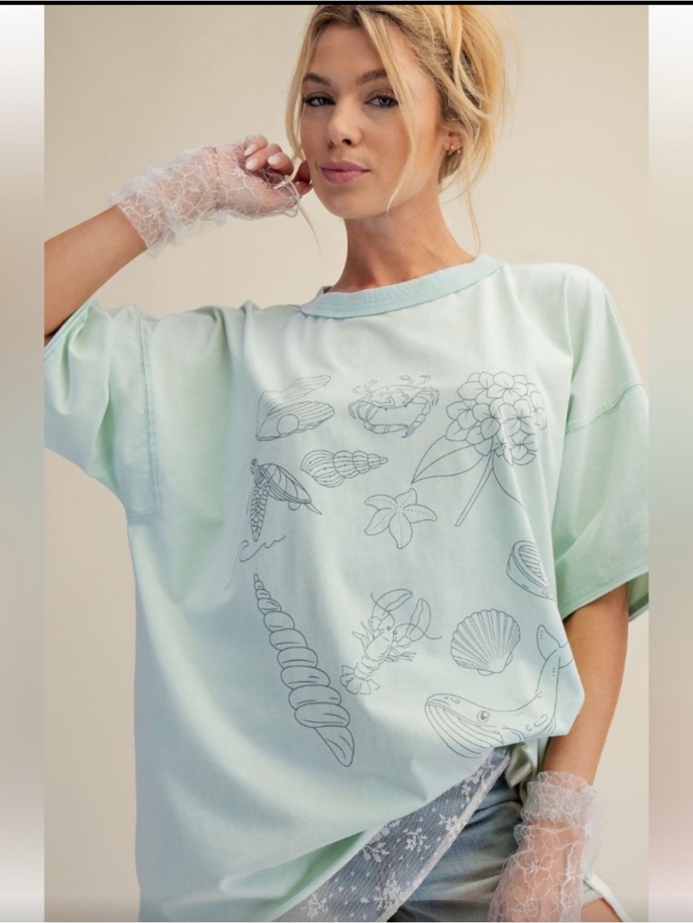 NWT Easel Tee